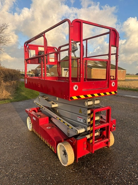 Wiel Schaarhoogwerker MEC 3247ES p/dag