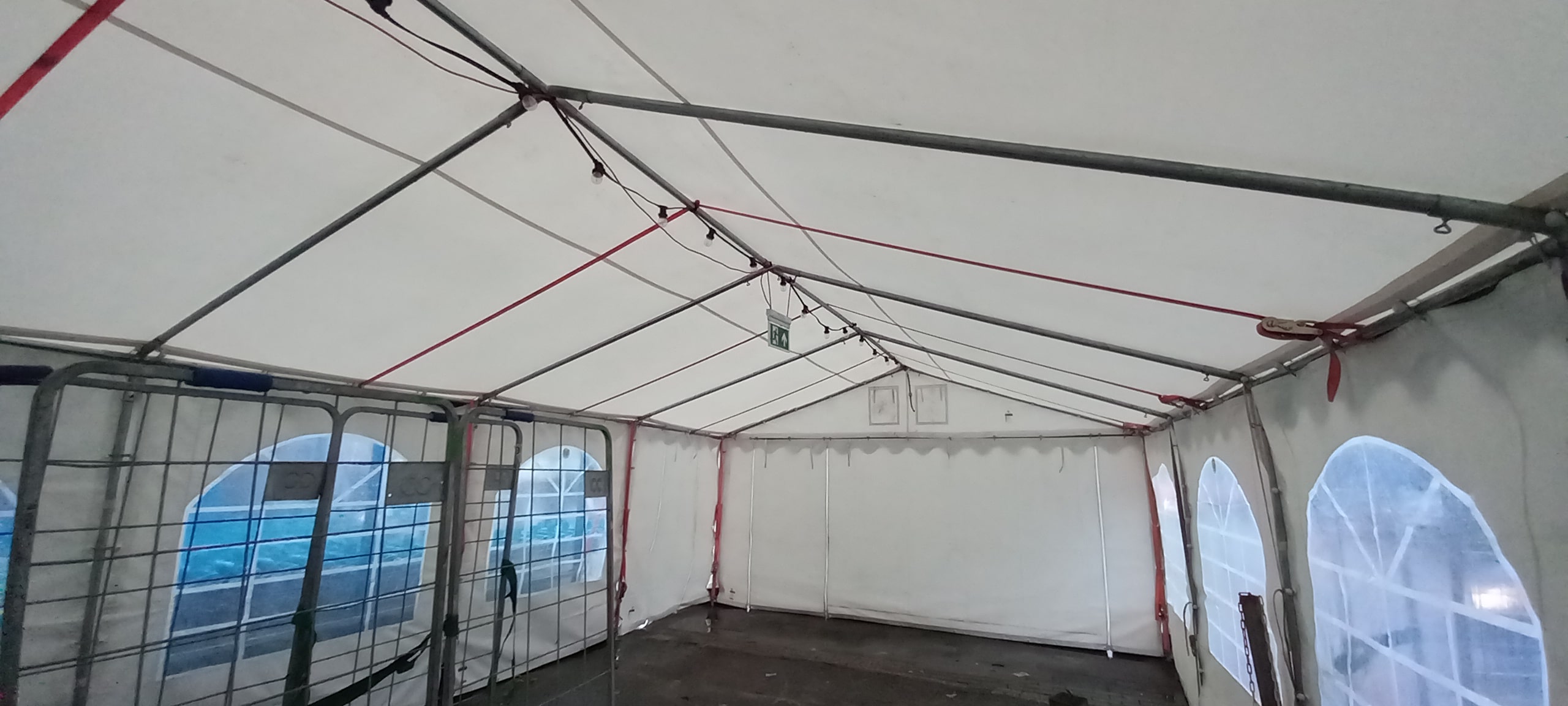 Lichtsnoer 25 meter met Warm geel led lampen 1W