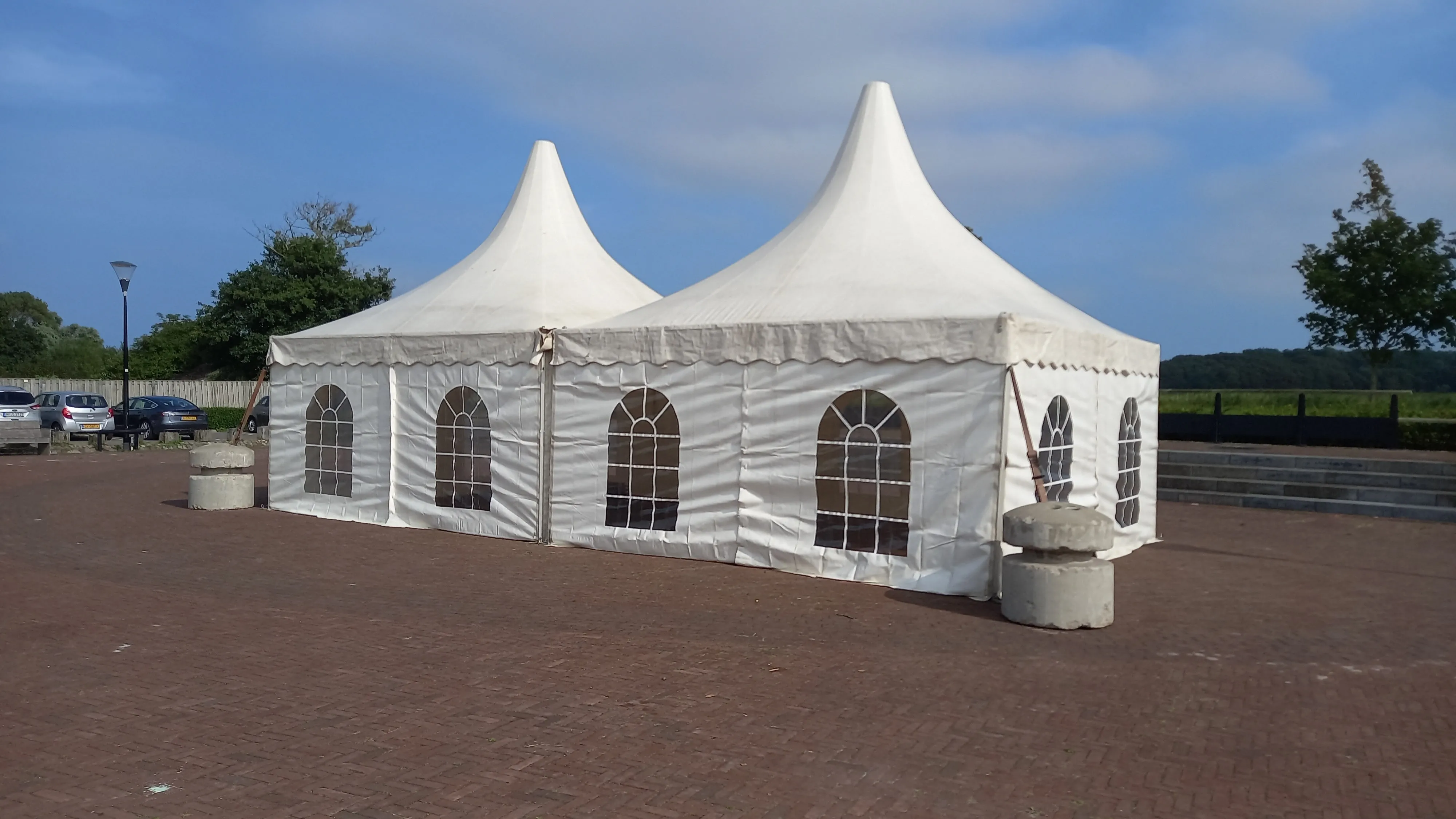 Tent Pagode 5 x 5 meter met zeilen zijwanden