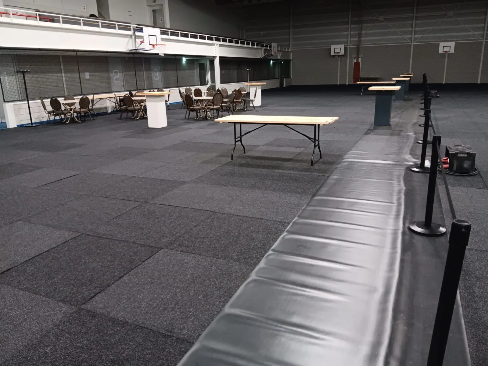 Tapijttegel Antraciet 1x1mtr (per m2)