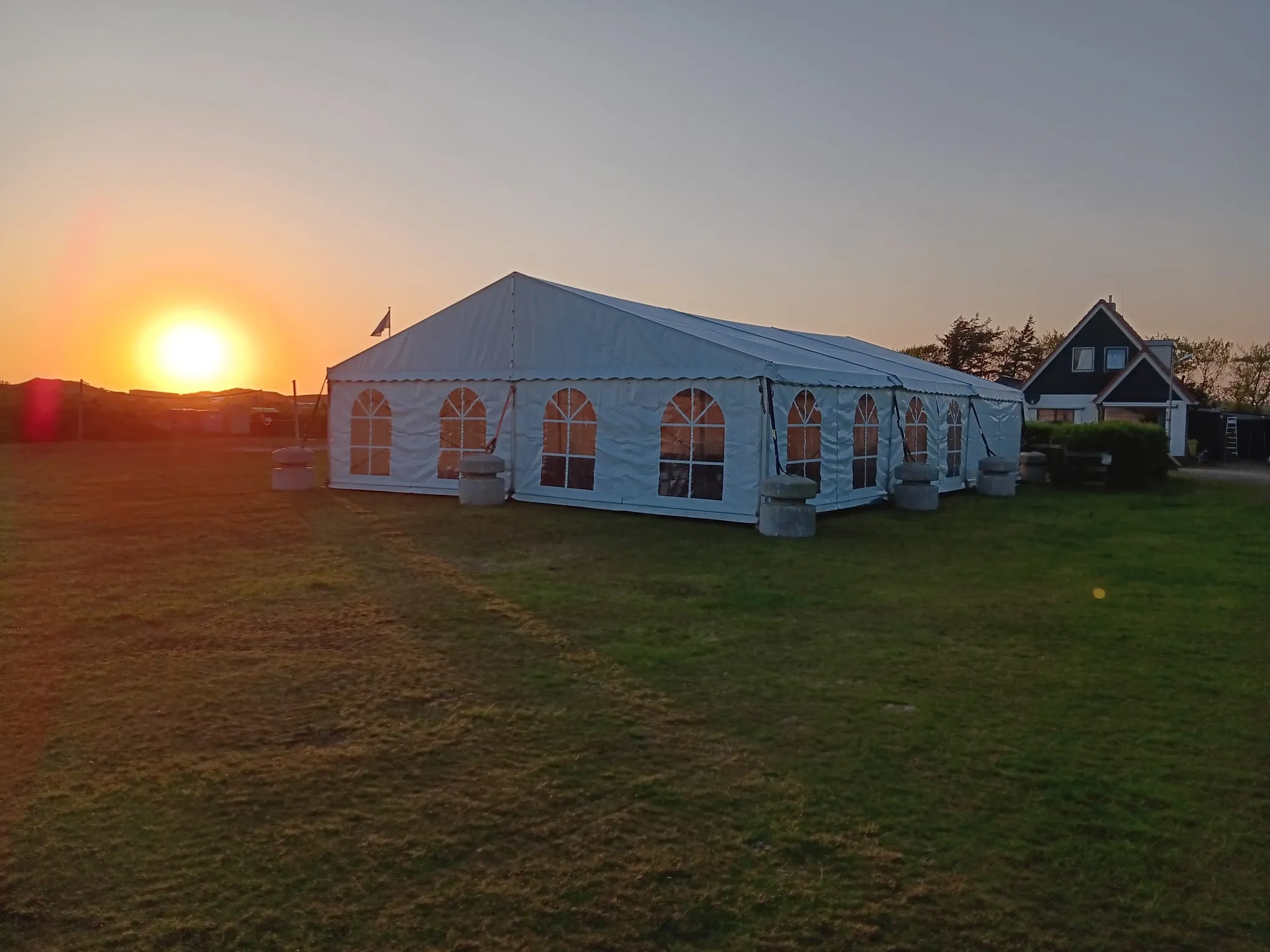 Tent Alu Hal H10 basis wit (10 meter breed)