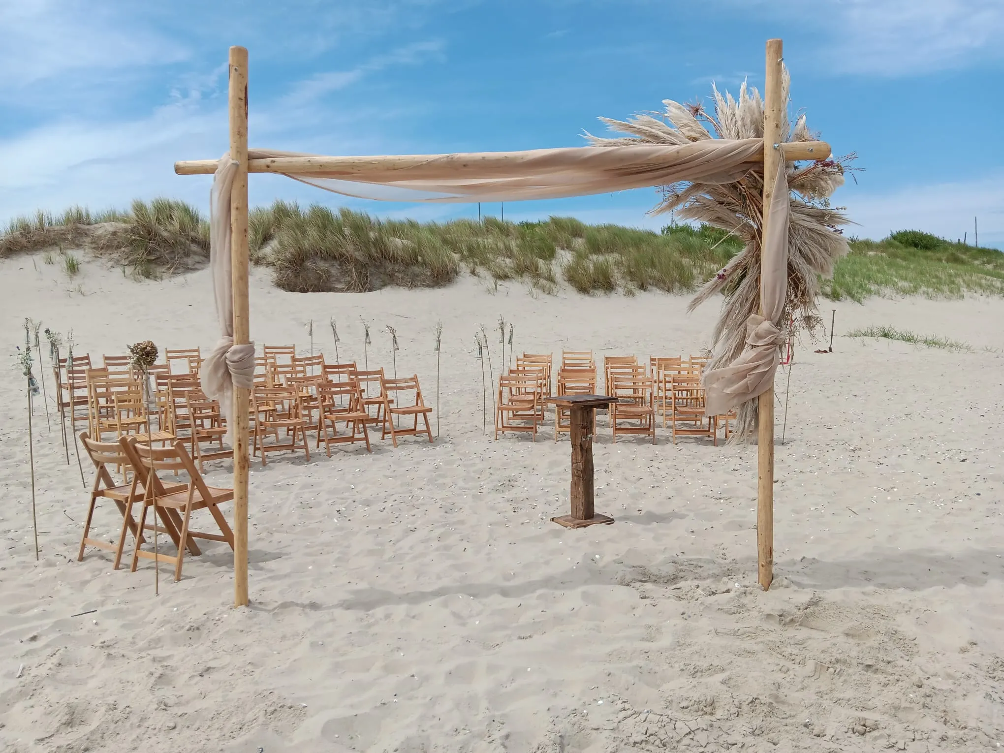 Trouw Backdrop (excl. decoratie)