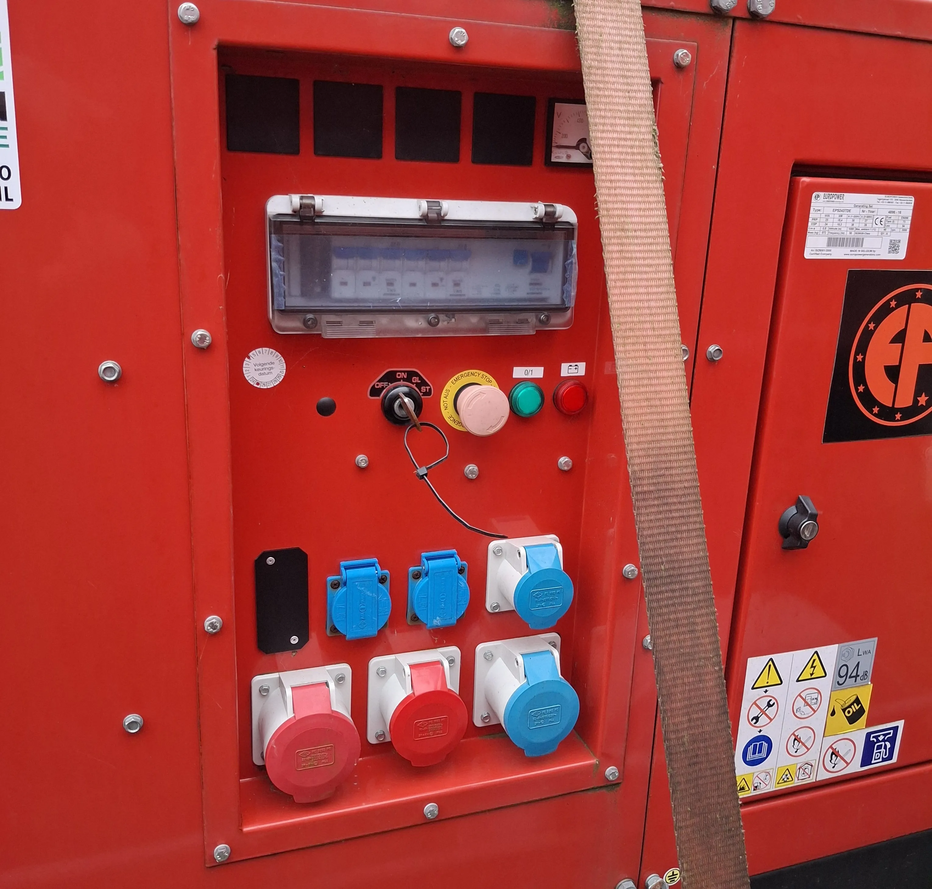 Generator 24 KVA, Diesel aggregaat, (p/dag)