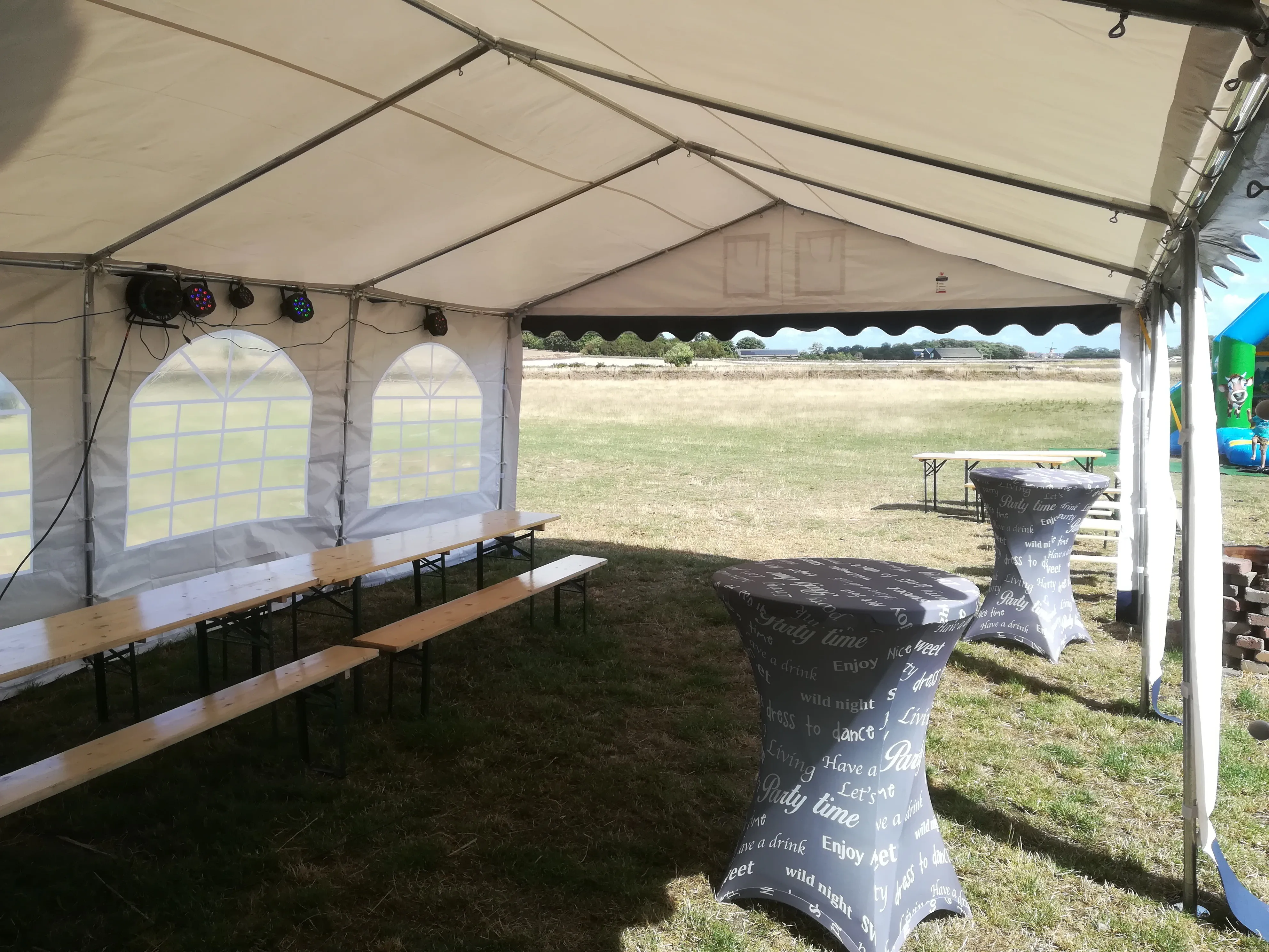 Partytent 5x6 meter PVC incl. wanden, op en afbouw.
