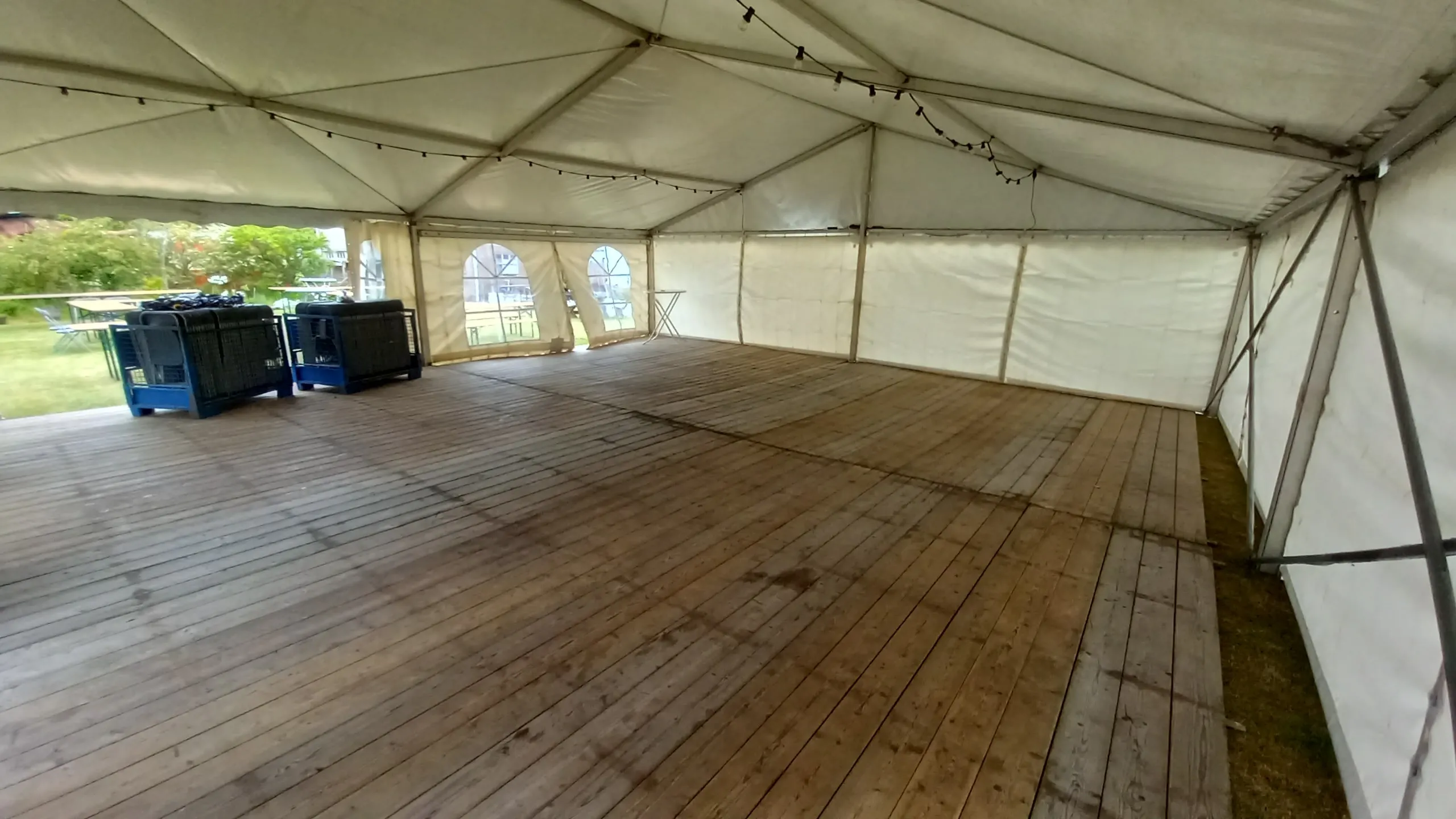 Vlonder / dansvloer per 2,5m2 (door ons gelegd)