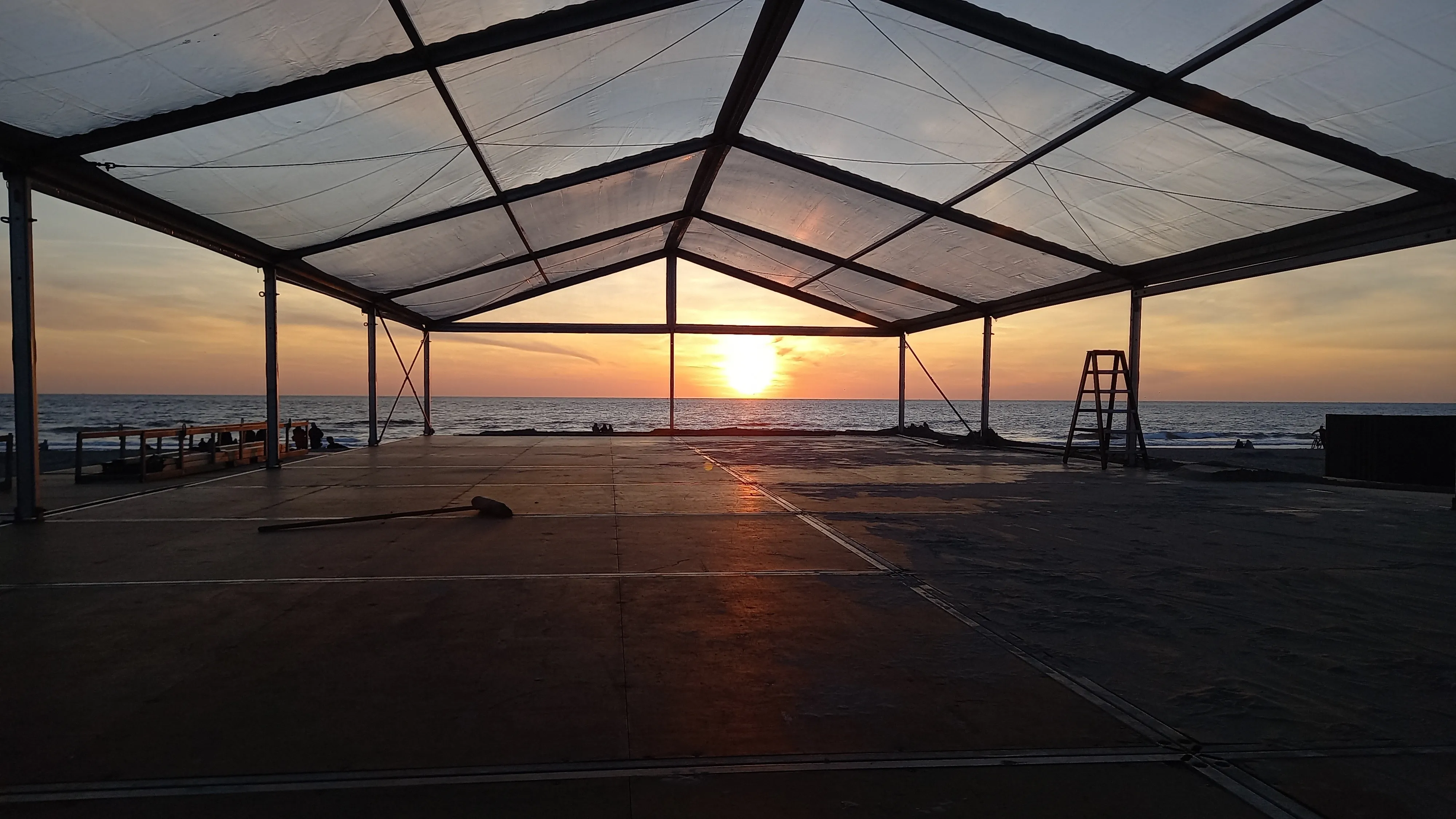 Tent Alu Hal H10 basis wit (10 meter breed)