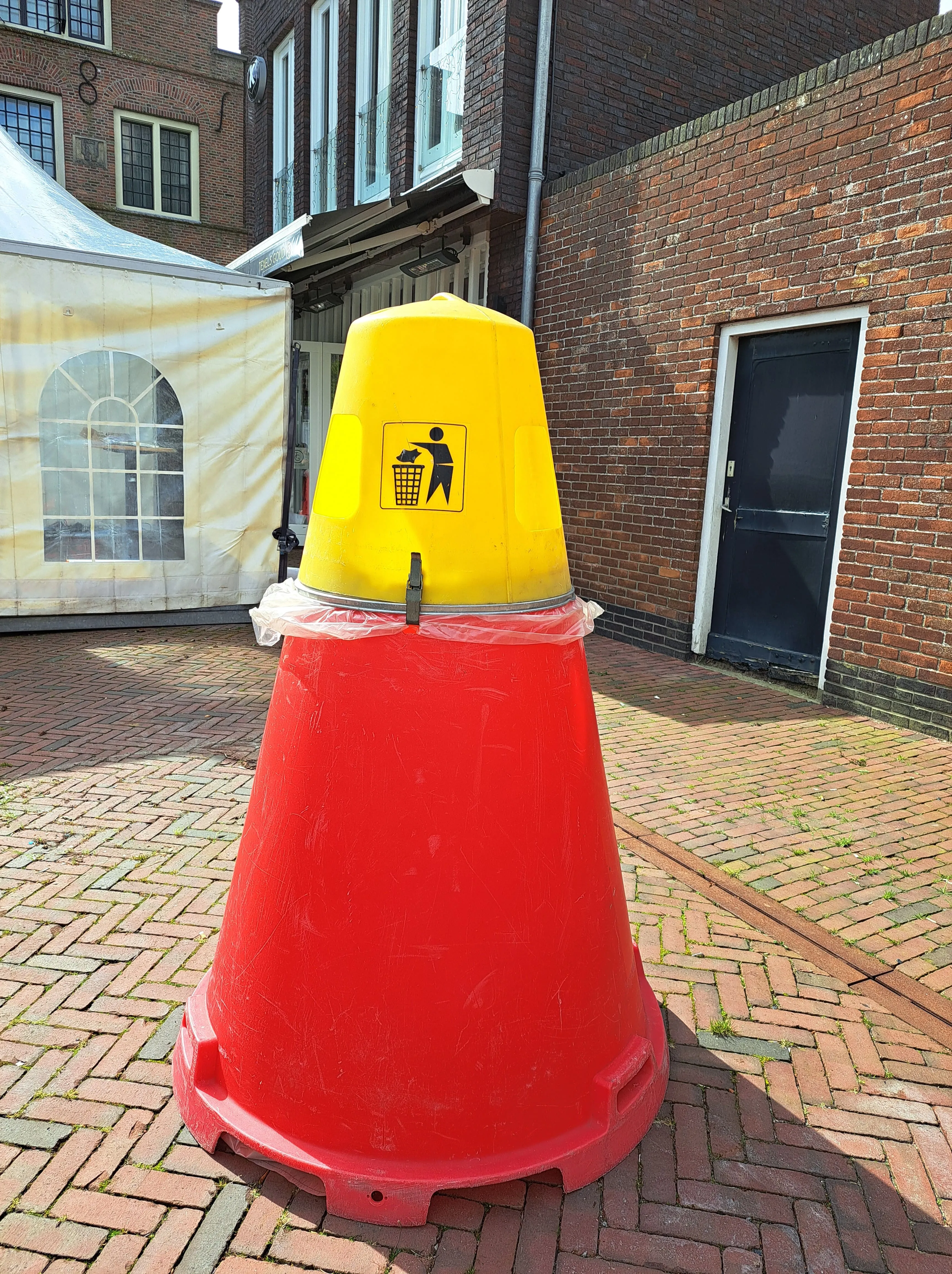 Afvalton Apollo 500 liter exclusief afvalzak
