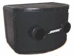 Geluid set met draadloze microfoon en 2 speakers op statief.