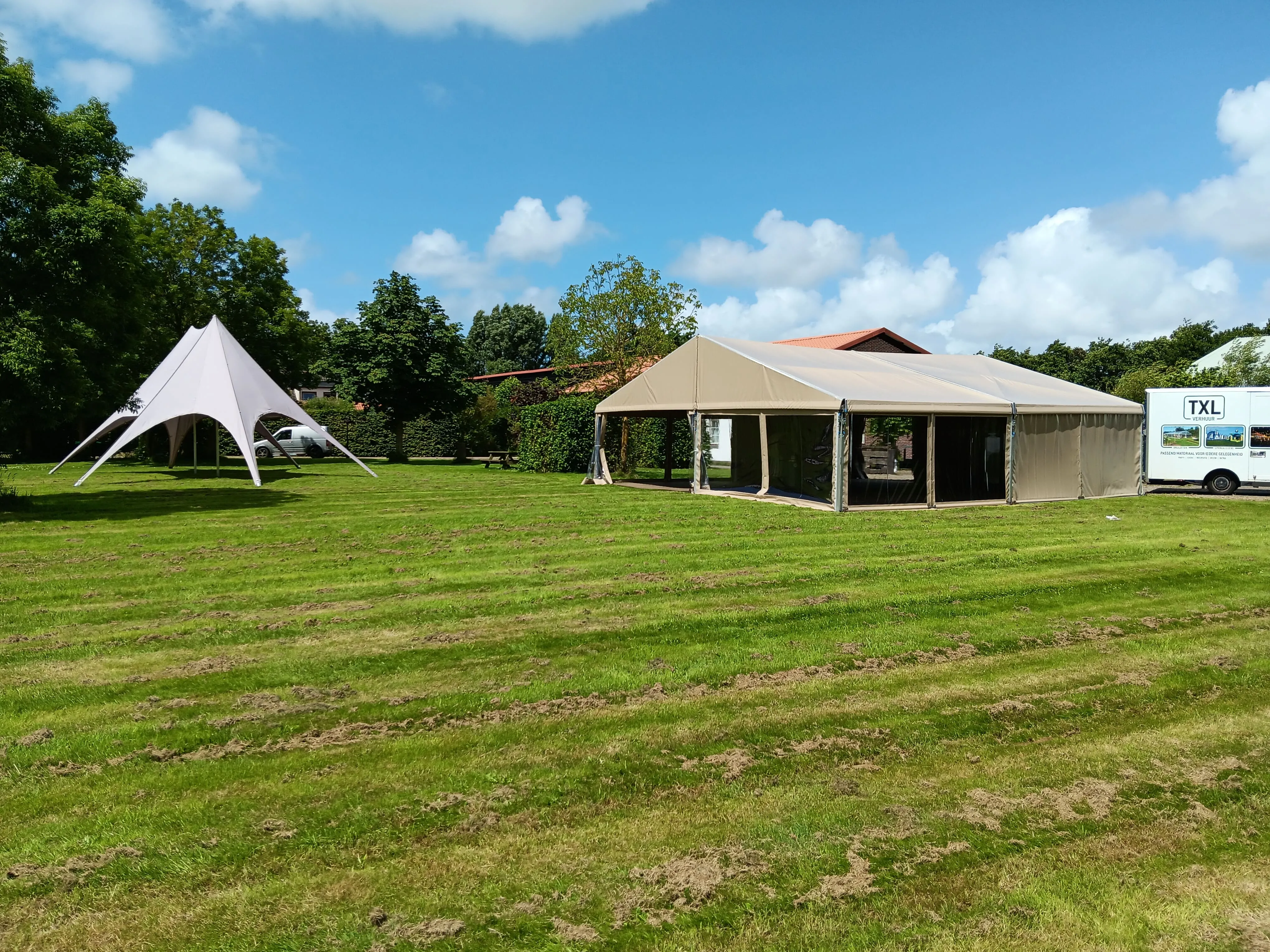 Tent aluHal H10 in zandkleur (Nieuw)