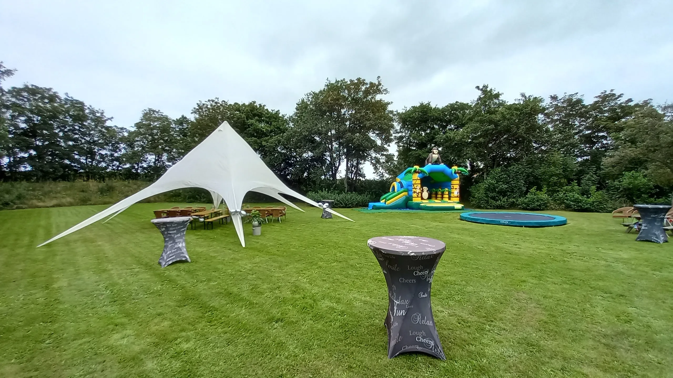 Stertent 12 meter met 1 staander (ook geschikt voor evenementen)